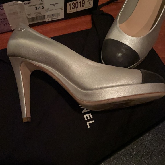 Chanel shoes - Picture 9 of 9